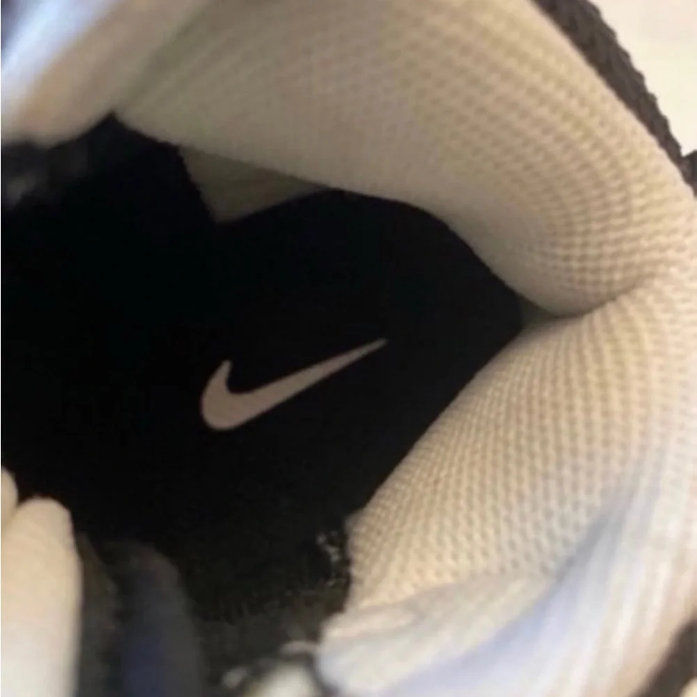 Nike Kids Black and White Sneakers